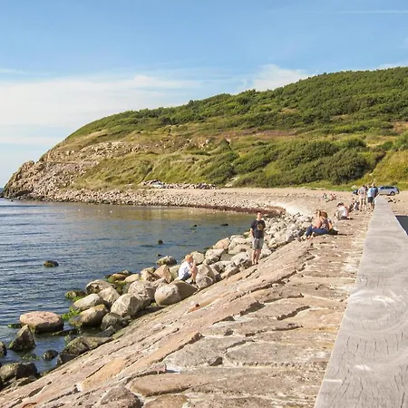 4 Bedroom Gorgeous In * إلينغه