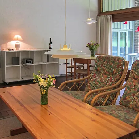 4 Bedroom Gorgeous In Lejlighed *