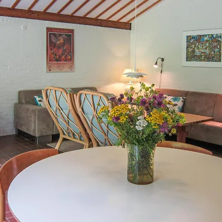 Lejlighed 4 Bedroom Gorgeous In *