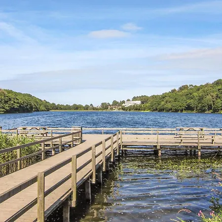 4 Bedroom Gorgeous In إلينغه