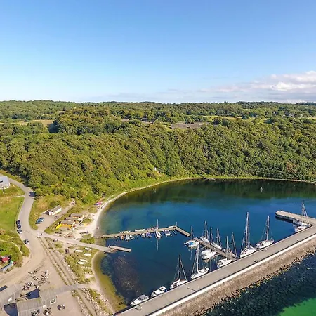 4 Bedroom Gorgeous In شقة